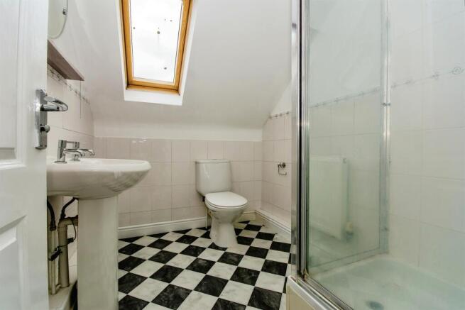 En-suite Bathroom