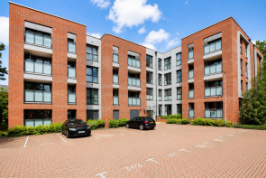 Flat 6, Heaton House, Thurston Way, Borehamwood WD6 1BF