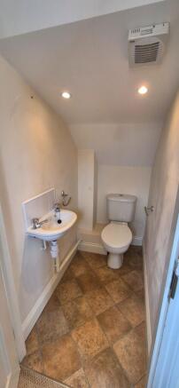 2 bed Semi-Detached for sale Image 8