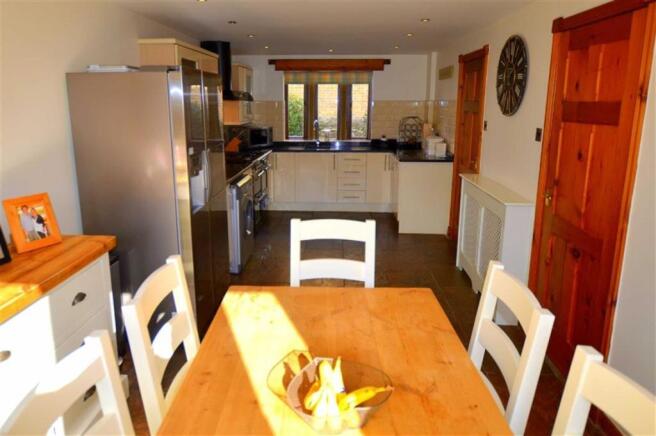 Dining kitchen