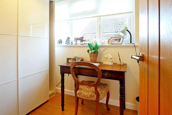 Bedroom/Study