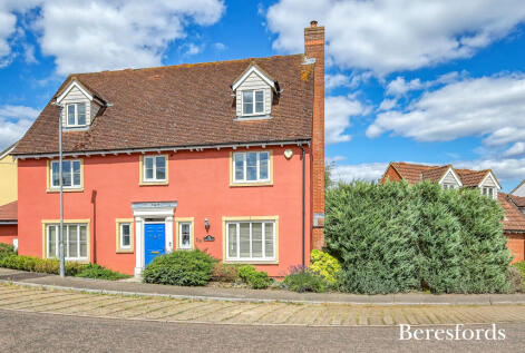 Hallett Road, Flitch Green, CM6