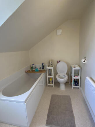3 bed Cottage to rent Image 10