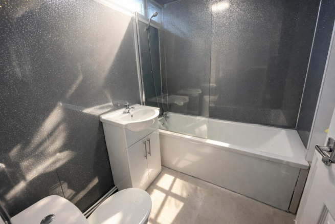 6 Victoria Terrace 6.png