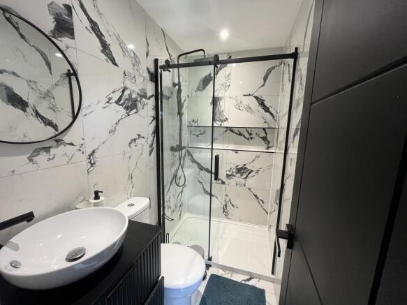 Room 4 Ensuite