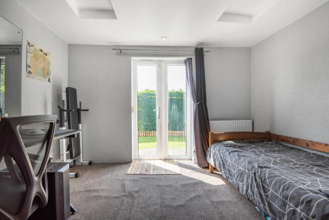 Bedroom 3/Study