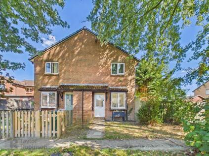 Oakfields, Pound Hill, Crawley