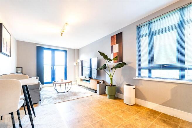 1 bed Apartment for sale Image 12