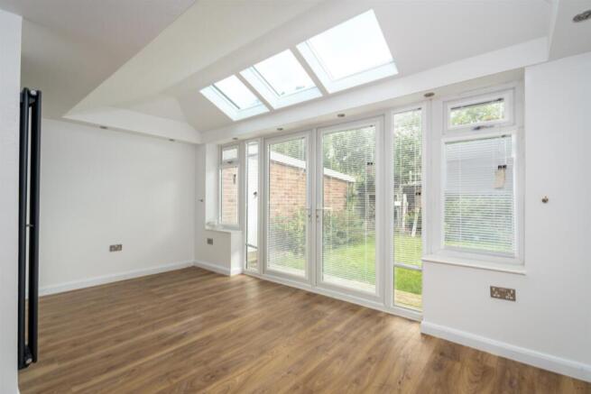 SUN ROOM