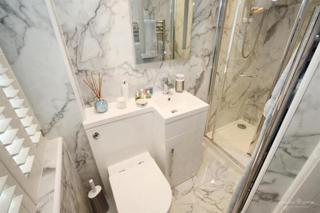 En Suite Shower Room