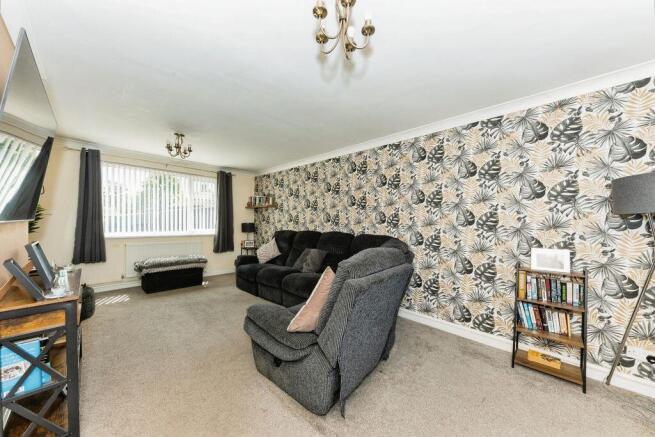 Bempton Grove, Grimsby photo 4