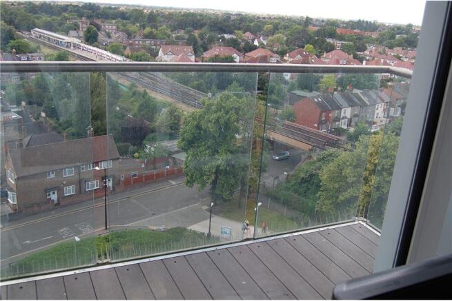 Photo 9