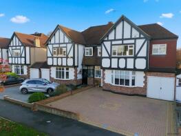 88, Park Drive, Upminster RM14 3AS