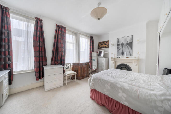 1347042-12-68b806...