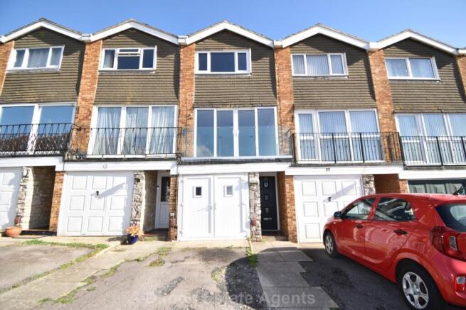 3-bed house on Broadsands Drive, Gomer, £280,000
