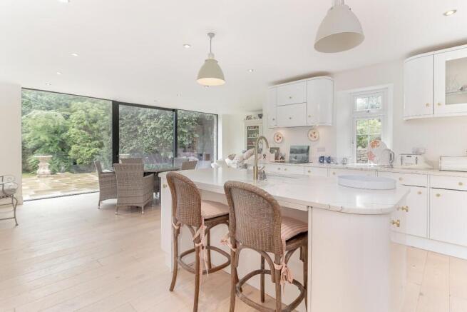 Living Dining Kitchen - B.jpg