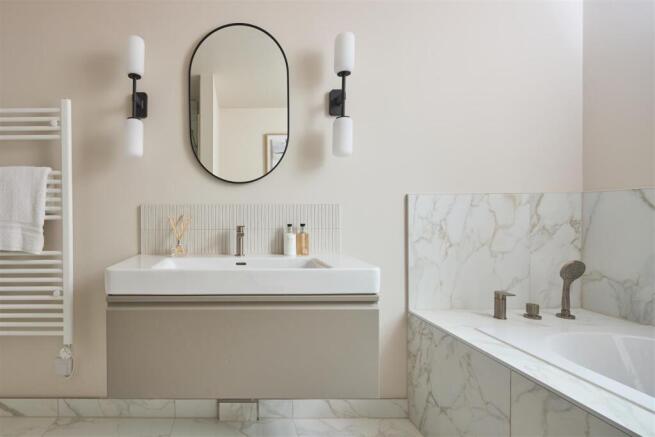 WhitecroftDetachedShowhome-15.jpg