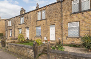 7, Stafford Hill Lane, Kirkheaton, Huddersfield HD5 0EE