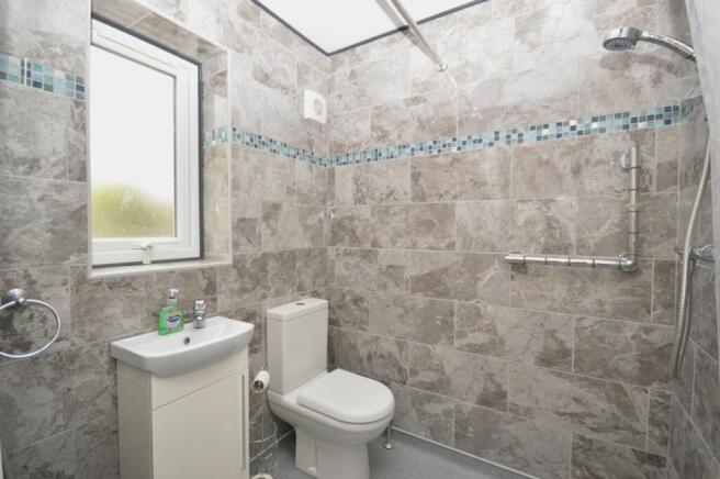 DOWNSTAIRS WETROOM