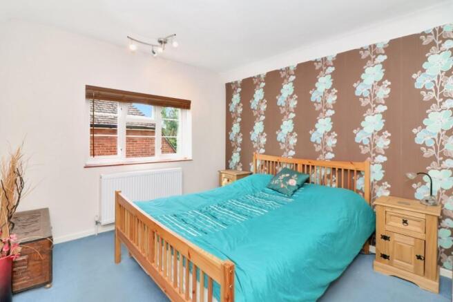 bed 1