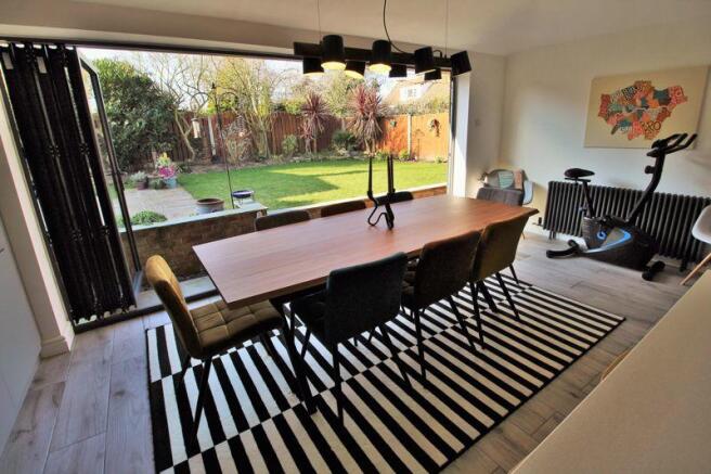 Bi-Folds to th...