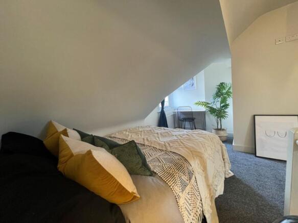 4 bed Terraced for sale Image 6