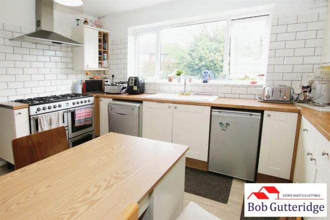 FITTED KITCHEN / DINING ROOM
