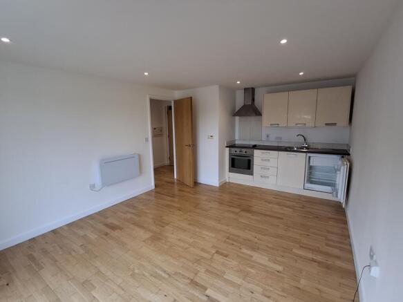 Living / kitchen