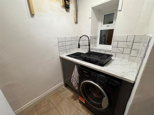 2 bed Terraced for sale Image 7