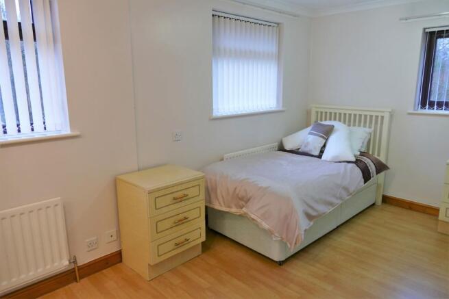 Bed 2 a