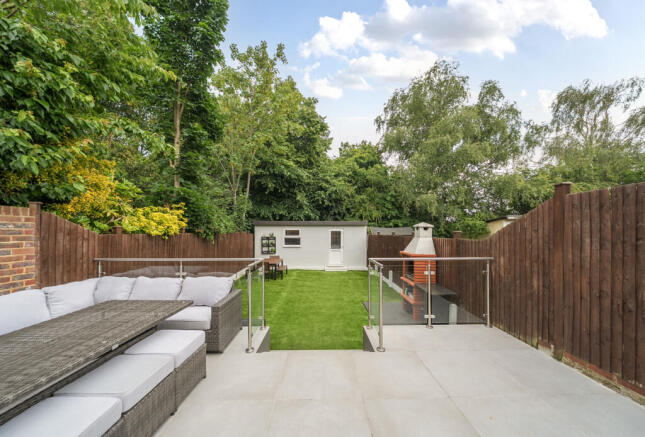 1305661-4-6846fc2...