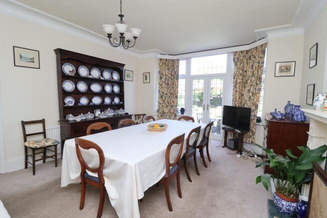 4 bed Detached for sale Image 7