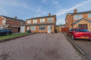 171, Long Furrow, Leicester LE7 3ST