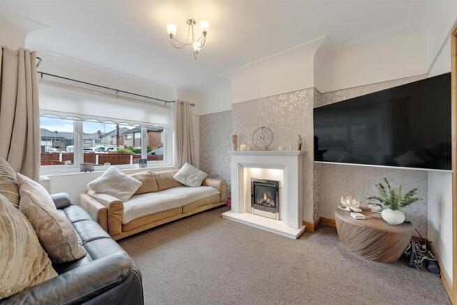 14 EGLINTON AVENUE-12.jpg