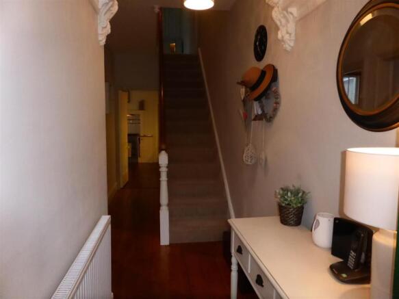 9 Thomas Street Llan
