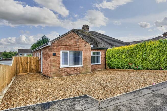 41 Drayton Rd Irthlingborough-23.jpg