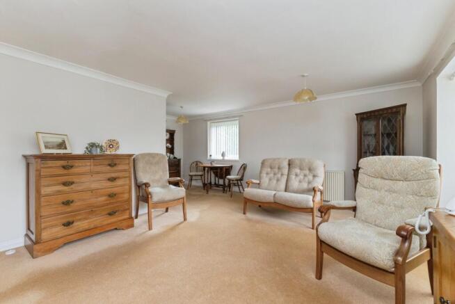 1 bed Flat for sale Image 6