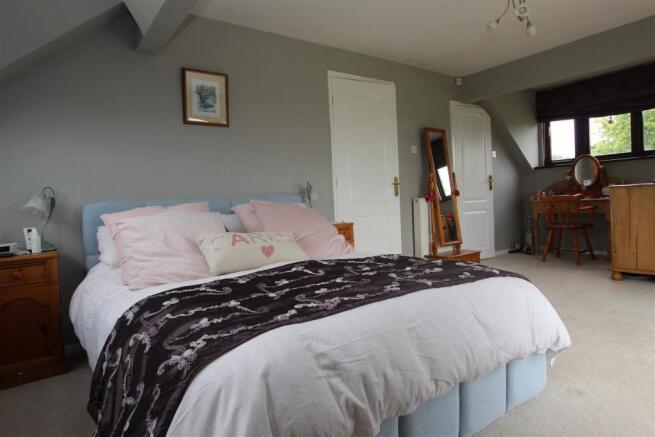 Master Bedroom #2.JPG