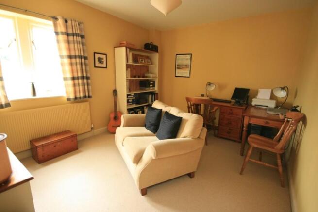 Bedroom/Study