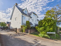 8, Ashleigh Gardens, Blue Bell Hill, Chatham ME5 9GF