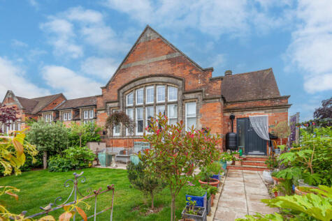 Waterloo Avenue, IP16
