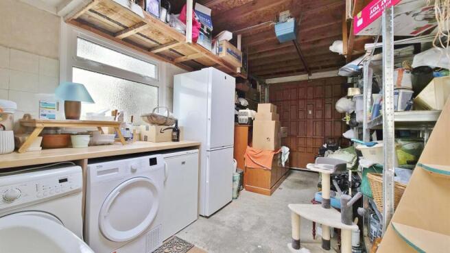 Garage/Utility