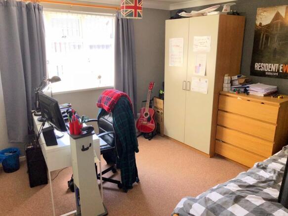 Photo 12