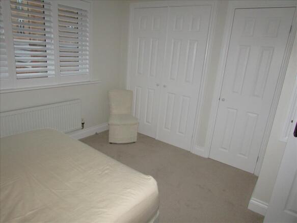 BEDROOM 2