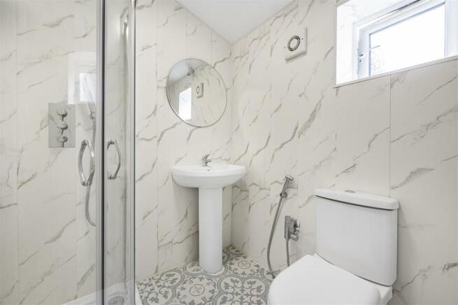 132   Leslie Road -004.jpg