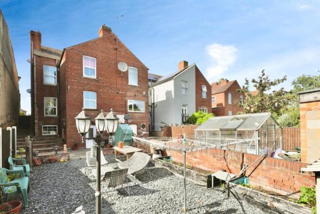 4 bed End of Terrace for sale Image 4