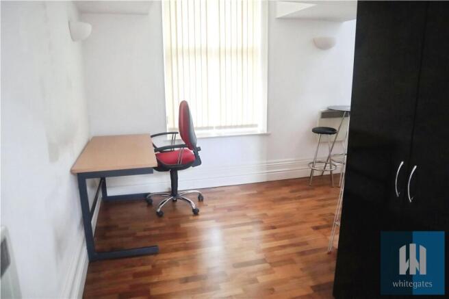 1 bed Apartment to rent Image 8