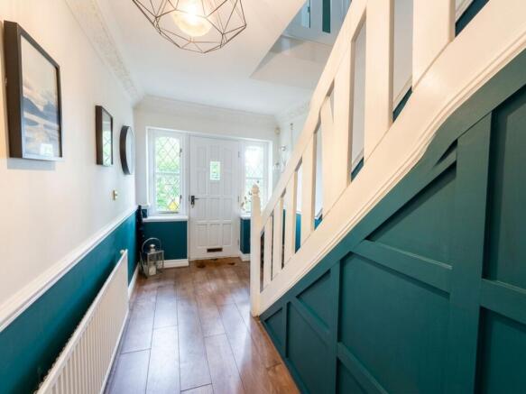 4 bed Detached for sale Image 11