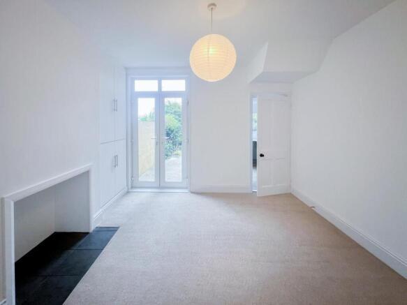 3 bed Terraced for sale Image 6