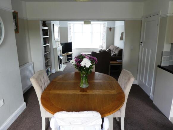 Dining room.JPG